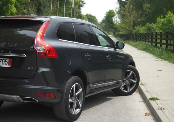 Volvo XC 60 cena 59900 przebieg: 237400, rok produkcji 2015 z Sanok małe 742